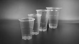 plastic_glass9[1]-7283352-51425.jpg